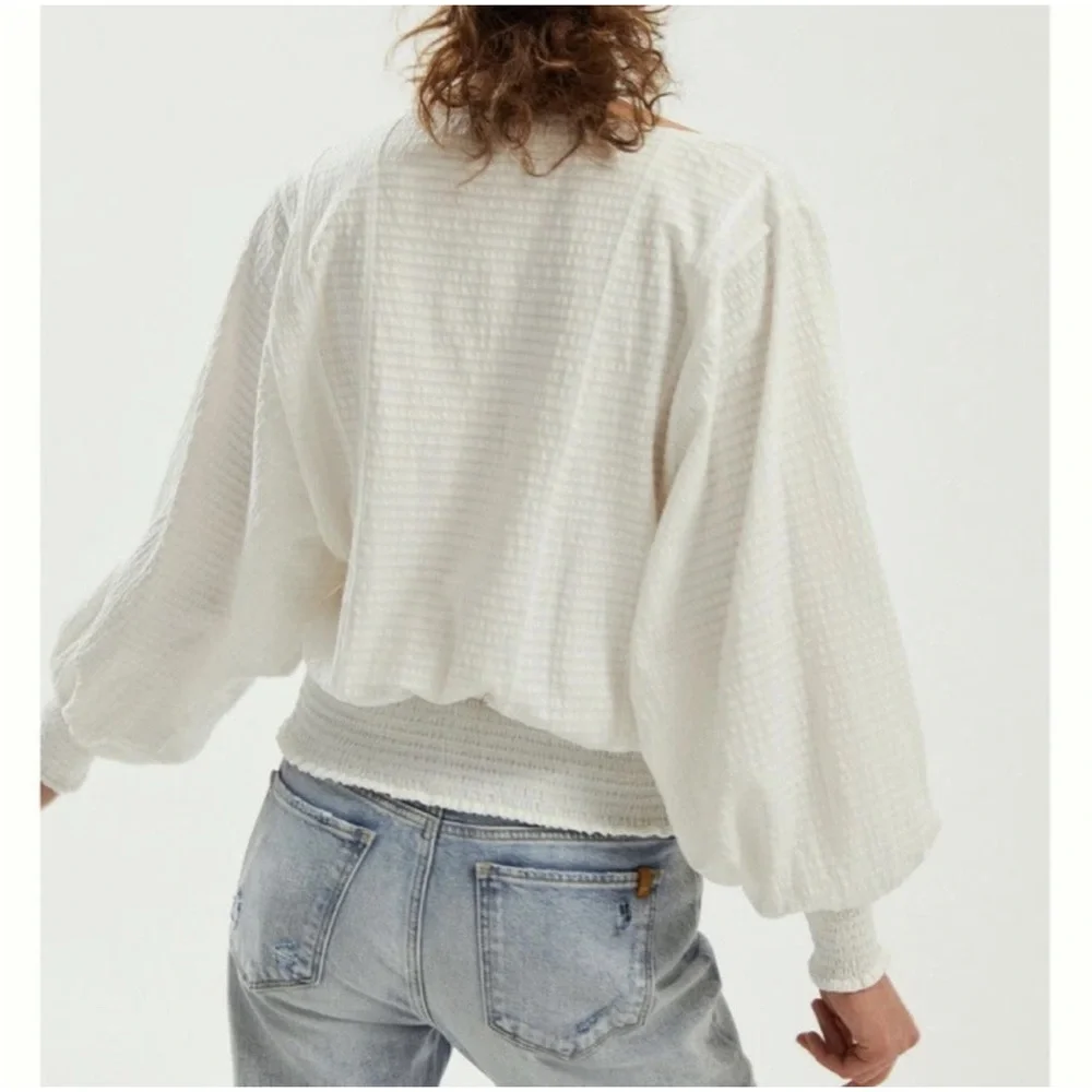 ANTHROPOLOGIE White Long Sleeve Rebecca Smocked Top - Picture 3 of 12